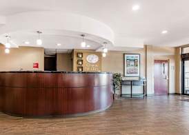 Comfort Suites Tuscaloosa near University 2