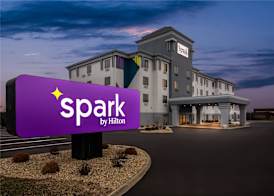 Spark by Hilton Cincinnati Fairfield 2