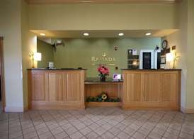 Ramada by Wyndham Wytheville 5