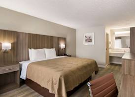 Quality Inn Emporia 2