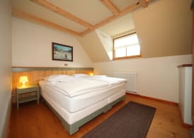Kronau Chalet Resort 5