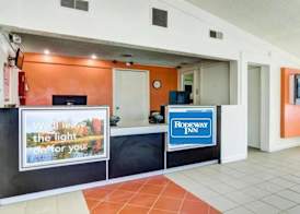 Rodeway Inn Washington PA 4