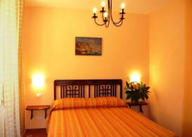 DolceVitaSorrento Guest House 4