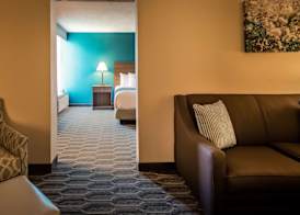 Best Western Plus Yadkin Valley Inn & Suites 4