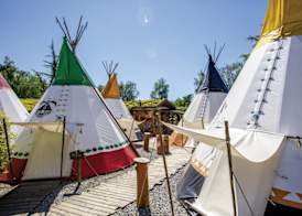 Europa-Park Tipi Town 5