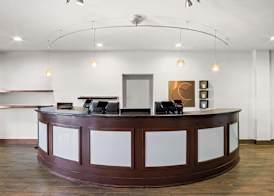 Comfort Suites Lindale 2