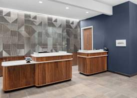 Courtyard by Marriott Lansing Downtown 2