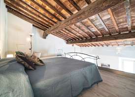 Cavour Suite Mezzanine by 360Rentals 2