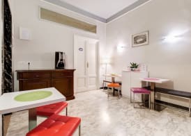 2 Passi Al Colosseo B&B 4