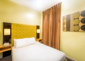 Comfy 2 bedroom apartment on Central Park West 5