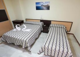 Hostal la Campana 2