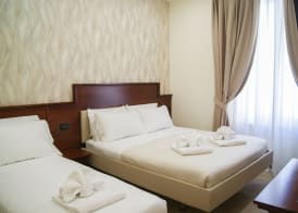 Glam Luxury Rome 3