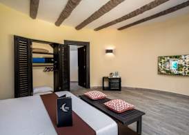 Blue Moon Resort 3