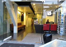 The Front Hotel and Apartments 4