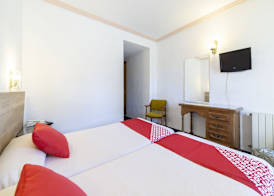 Hotel El Prado by Vivere Stays 4