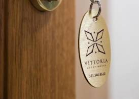 Vittoria Guest House Salerno 2