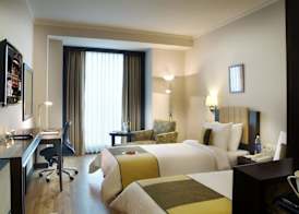 Goldfinch Hotel Delhi NCR 5