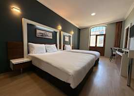 Berlitz Otel 4