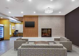 Best Western Plus Kawartha Lakes Hotel & Suites 2
