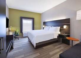 Holiday Inn Express TIFFIN by IHG 5