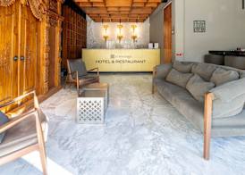 IT Boutique Hotel & Restaurant 5