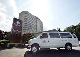 DoubleTree by Hilton Fort Lee George Washington Bridge 2