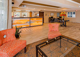 Best Western Plus Airport Inn & Suites 2