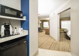 Holiday Inn Express CHICAGO NW-VERNON HILLS by IHG 2