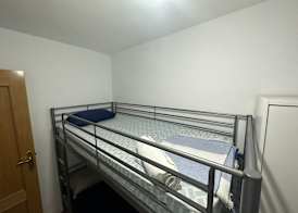 Fast Single Rooms 2