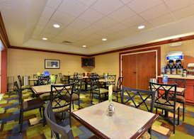 Holiday Inn Express CAMPBELLSVILLE by IHG 2