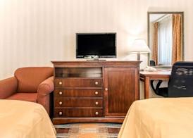 La Quinta Inn & Suites by Wyndham Miamisburg Dayton South 4