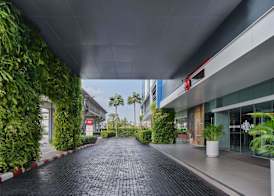 ibis Bangkok IMPACT 5