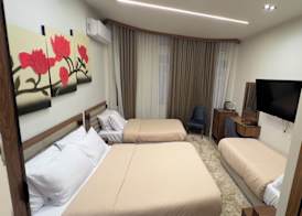 Italia house hotel 5