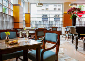 Hotel Giraffe by Library Hotel Collection 2