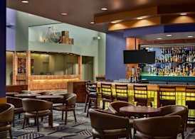 Royal Hotel West Edmonton, Trademark Collection by Wyndham 5