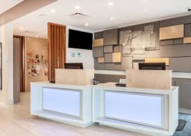 Holiday Inn Express & Suites SPRINGFIELD NORTH by IHG 2