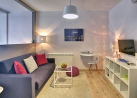 D&A Center Apartments with FREE Parking 3