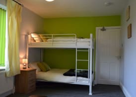 Old Trafford Guest House 4
