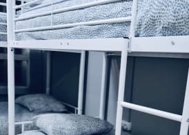 Hostel 165 4