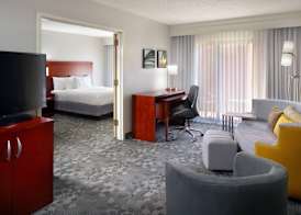 Courtyard by Marriott Macon 3
