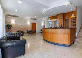 Hotel Bridge 3