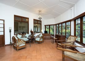 Mountbatten Bungalow- Thema Collection 3