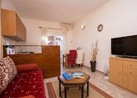 Apartments & Rooms Tea 2