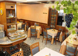 Hotel Meeting 5