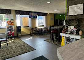 Quality Inn Grand Rapids Near Downtown 2