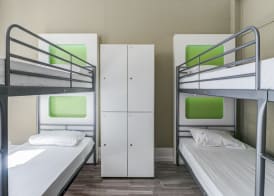 Hostel Seven Hills 5