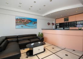 Sunrise Apartments 4