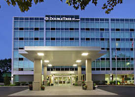 DoubleTree by Hilton Newark, Ohio 2