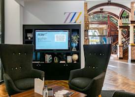 Roomzzz Manchester Victoria 5
