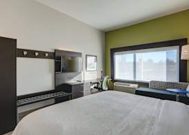 Holiday Inn Express & Suites AUBURN DOWNTOWN by IHG 5